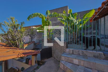 Casa à venda com 360m², 3 quartos e 4 vagasQuintal