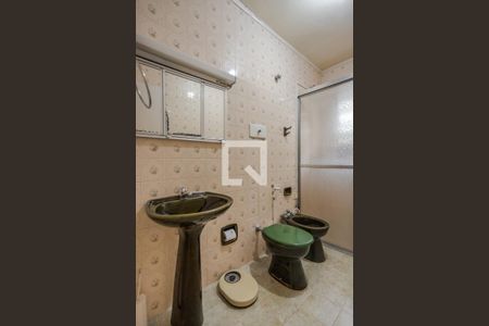 Casa à venda com 224m², 3 quartos e 4 vagasBanheiro