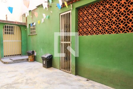 Apartamento à venda com 60m², 2 quartos e sem vagaÁrea comum - Salão de festas