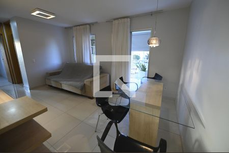 Sala de apartamento para alugar com 2 quartos, 68m² em Setor Negrão de Lima, Goiânia