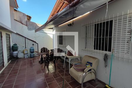 Casa à venda com 290m², 3 quartos e 2 vagasQuintal