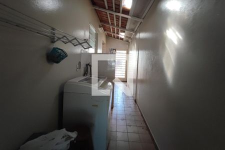 Casa à venda com 290m², 3 quartos e 2 vagasÁrea de Serviço