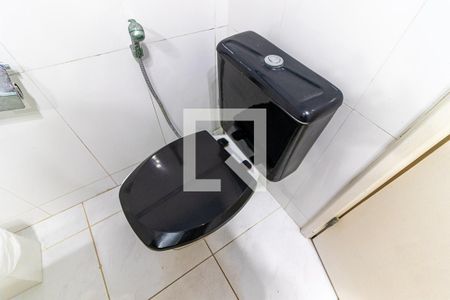 Casa de condomínio à venda com 230m², 3 quartos e 2 vagas Casa de condomínio à venda com 230m², 3 quartos e 2 vagasBanheiro Social