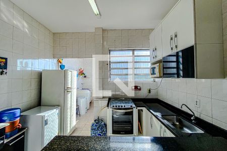Apartamento à venda com 76m², 2 quartos e sem vagaCozinha