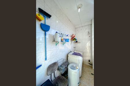 Apartamento à venda com 76m², 2 quartos e sem vagaÁrea de Serviço