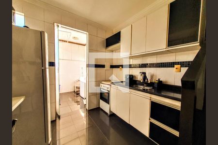 Apartamento à venda com 120m², 3 quartos e 2 vagas Apartamento à venda com 120m², 3 quartos e 2 vagasCozinha