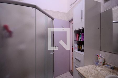 Casa à venda com 101m², 2 quartos e 1 vaga Casa à venda com 101m², 2 quartos e 1 vagaBanheiro