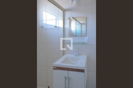 Apartamento à venda com 66m², 2 quartos e 1 vaga Apartamento à venda com 66m², 2 quartos e 1 vagaBanheiro