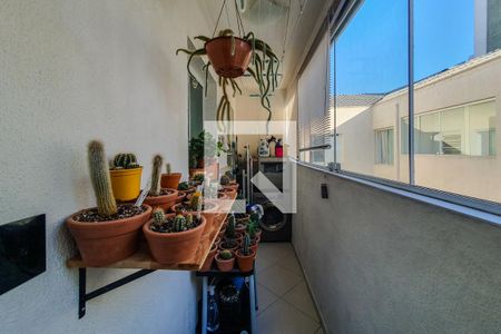 Apartamento à venda com 72m², 2 quartos e sem vaga Apartamento à venda com 72m², 2 quartos e sem vagaÁrea de Serviço