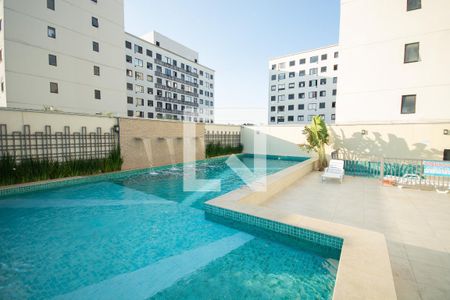 Apartamento à venda com 34m², 1 quarto e sem vaga Apartamento à venda com 34m², 1 quarto e sem vagaÁrea comum - Piscina