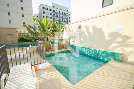 Apartamento à venda com 34m², 1 quarto e sem vaga Apartamento à venda com 34m², 1 quarto e sem vagaÁrea comum - Piscina