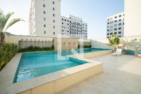 Apartamento à venda com 34m², 1 quarto e sem vaga Apartamento à venda com 34m², 1 quarto e sem vagaÁrea comum - Piscina