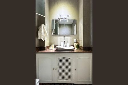 Apartamento à venda com 130m², 3 quartos e 1 vagaBanheiro Social