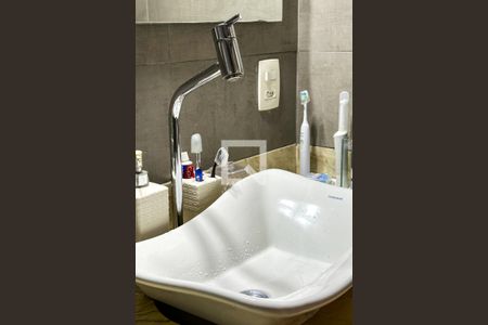 Apartamento à venda com 130m², 3 quartos e 1 vagaSuíte Banheiro