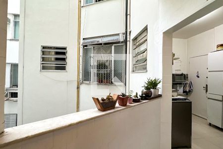Apartamento à venda com 130m², 3 quartos e 1 vagaÁrea de Serviço