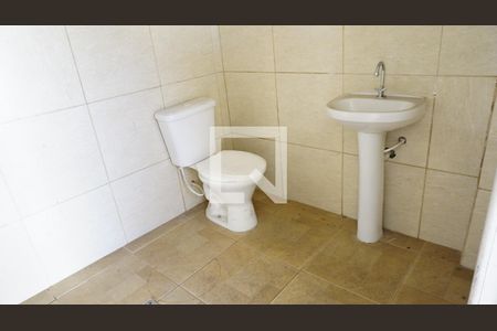 Casa para alugar com 480m², 3 quartos e 2 vagasBanheiro