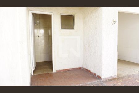 Casa para alugar com 480m², 3 quartos e 2 vagasBanheiro