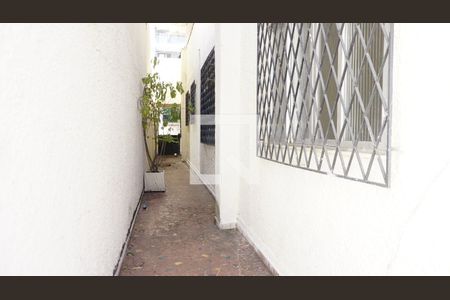 Casa para alugar com 480m², 3 quartos e 2 vagascorredor