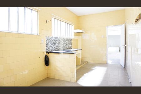 Casa para alugar com 480m², 3 quartos e 2 vagasCozinha