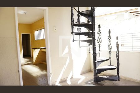 Casa para alugar com 480m², 3 quartos e 2 vagasescda