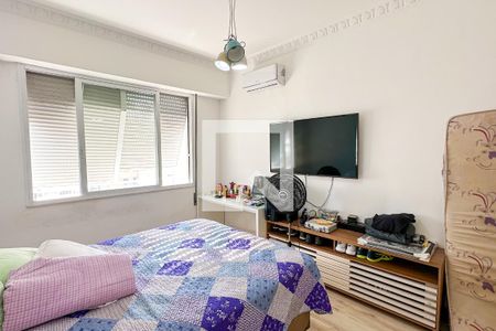 Apartamento à venda com 144m², 4 quartos e 1 vagaQuarto 01