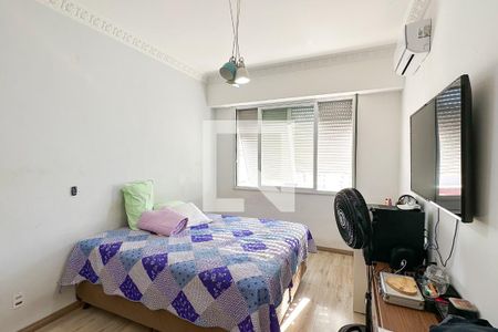 Apartamento à venda com 144m², 4 quartos e 1 vagaQuarto 01