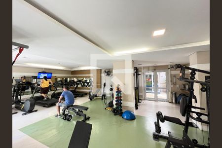 Apartamento à venda com 190m², 4 quartos e 2 vagas Apartamento à venda com 190m², 4 quartos e 2 vagasÁrea comum - Academia