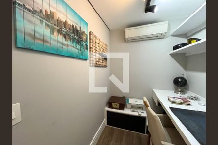 Apartamento à venda com 190m², 4 quartos e 2 vagas Apartamento à venda com 190m², 4 quartos e 2 vagasQuarto 4