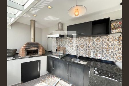 Apartamento à venda com 190m², 4 quartos e 2 vagas Apartamento à venda com 190m², 4 quartos e 2 vagasChurrasqueira da Cobertura