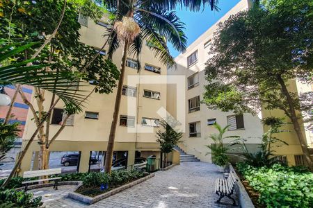 Apartamento à venda com 60m², 2 quartos e 1 vaga Apartamento à venda com 60m², 2 quartos e 1 vagaFachada do bloco