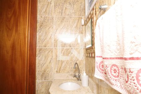 Casa à venda com 158m², 3 quartos e 4 vagasBanheiro Social