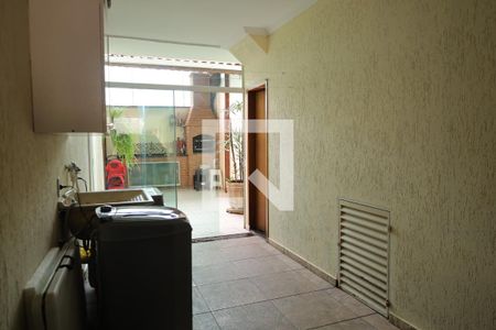 Casa à venda com 158m², 3 quartos e 4 vagasÁrea de serviço