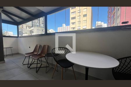 Studio para alugar com 39m², 1 quarto e sem vagaSacada