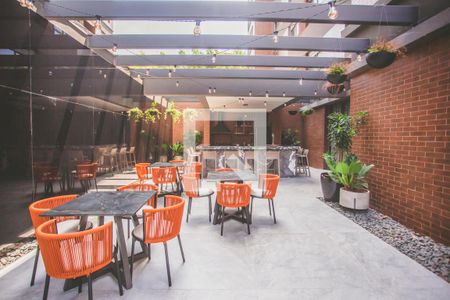 Apartamento à venda com 158m², 3 quartos e 2 vagas Apartamento à venda com 158m², 3 quartos e 2 vagasÁrea comum - Churrasqueira