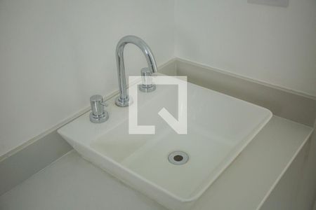 Apartamento à venda com 158m², 3 quartos e 2 vagas Apartamento à venda com 158m², 3 quartos e 2 vagasBanheiro Suíte