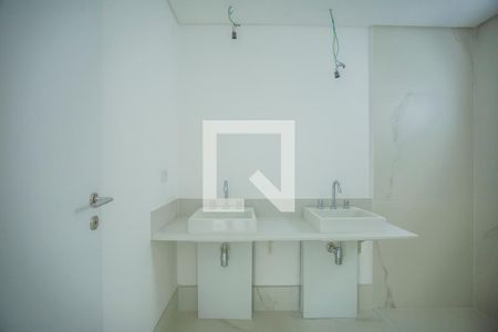 Apartamento à venda com 158m², 3 quartos e 2 vagas Apartamento à venda com 158m², 3 quartos e 2 vagasBanheiro Suíte