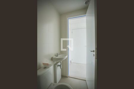 Apartamento à venda com 158m², 3 quartos e 2 vagas Apartamento à venda com 158m², 3 quartos e 2 vagasBanheiro de Serviço