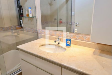 Apartamento para alugar com 88m², 2 quartos e 1 vaga Apartamento para alugar com 88m², 2 quartos e 1 vagaBanheiro