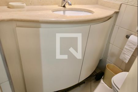 Apartamento para alugar com 88m², 2 quartos e 1 vaga Apartamento para alugar com 88m², 2 quartos e 1 vagaBanheiro de serviço