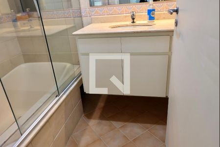 Apartamento para alugar com 88m², 2 quartos e 1 vaga Apartamento para alugar com 88m², 2 quartos e 1 vagaBanheiro