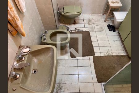 Apartamento à venda com 140m², 3 quartos e sem vagaBanheiro