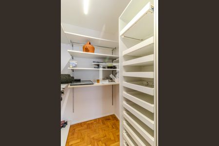 Apartamento à venda com 88m², 1 quarto e sem vagaCloset
