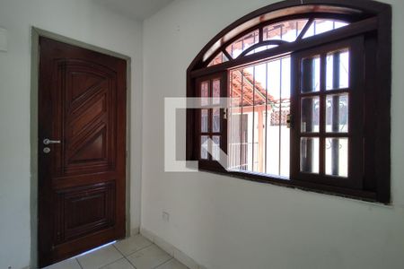 Sala de casa de condomínio à venda com 3 quartos, 180m² em Anil, Rio de Janeiro