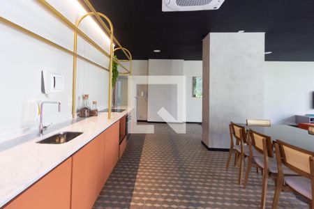 Studio à venda com 28m², 1 quarto e sem vaga Studio à venda com 28m², 1 quarto e sem vagaÁrea comum - Salão de festas