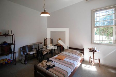 Casa à venda com 530m², 4 quartos e 4 vagas Casa à venda com 530m², 4 quartos e 4 vagasQuarto 2