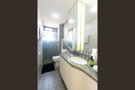 Apartamento à venda com 341m², 5 quartos e 2 vagasBanheiro