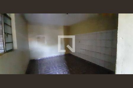 Quarto de casa para alugar com 1 quarto, 50m² em Novo Osasco, Osasco