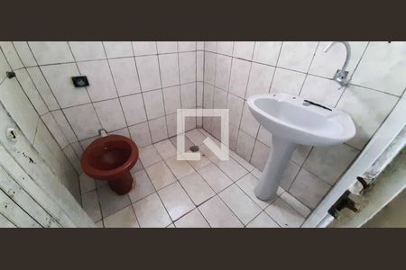 Banheiro de casa para alugar com 1 quarto, 50m² em Novo Osasco, Osasco