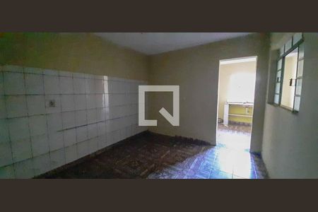Quarto de casa para alugar com 1 quarto, 50m² em Novo Osasco, Osasco