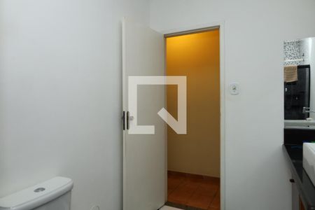 Casa à venda com 130m², 3 quartos e 2 vagasBanheiro